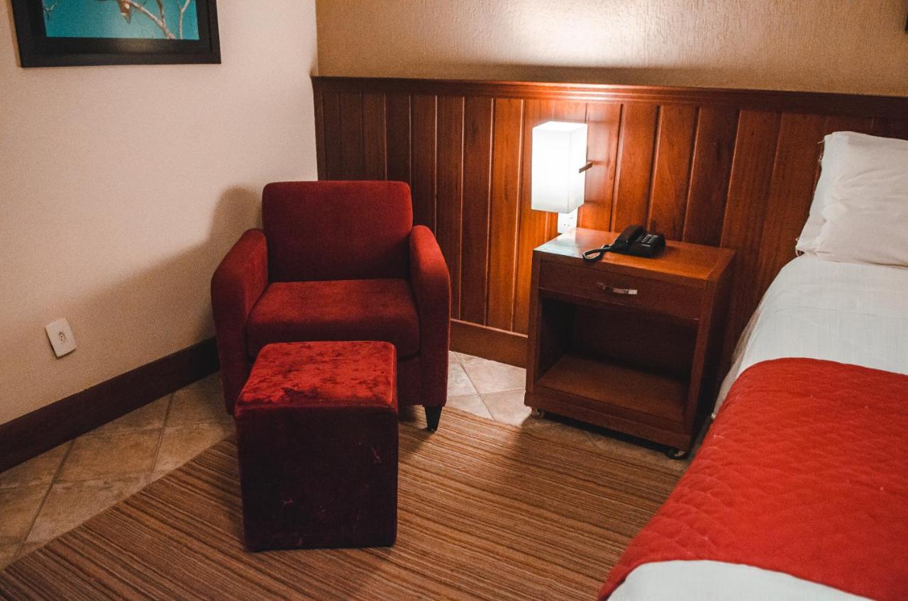 Hotel Ot Tres Lagoas Bagian luar foto